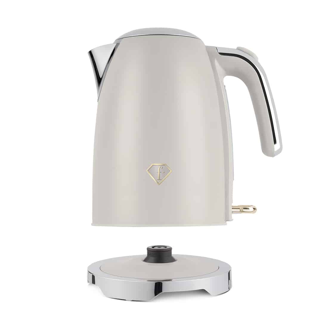 Vízforraló, 1,7 l (Krém, arany). A vízforraló különálló talpa.