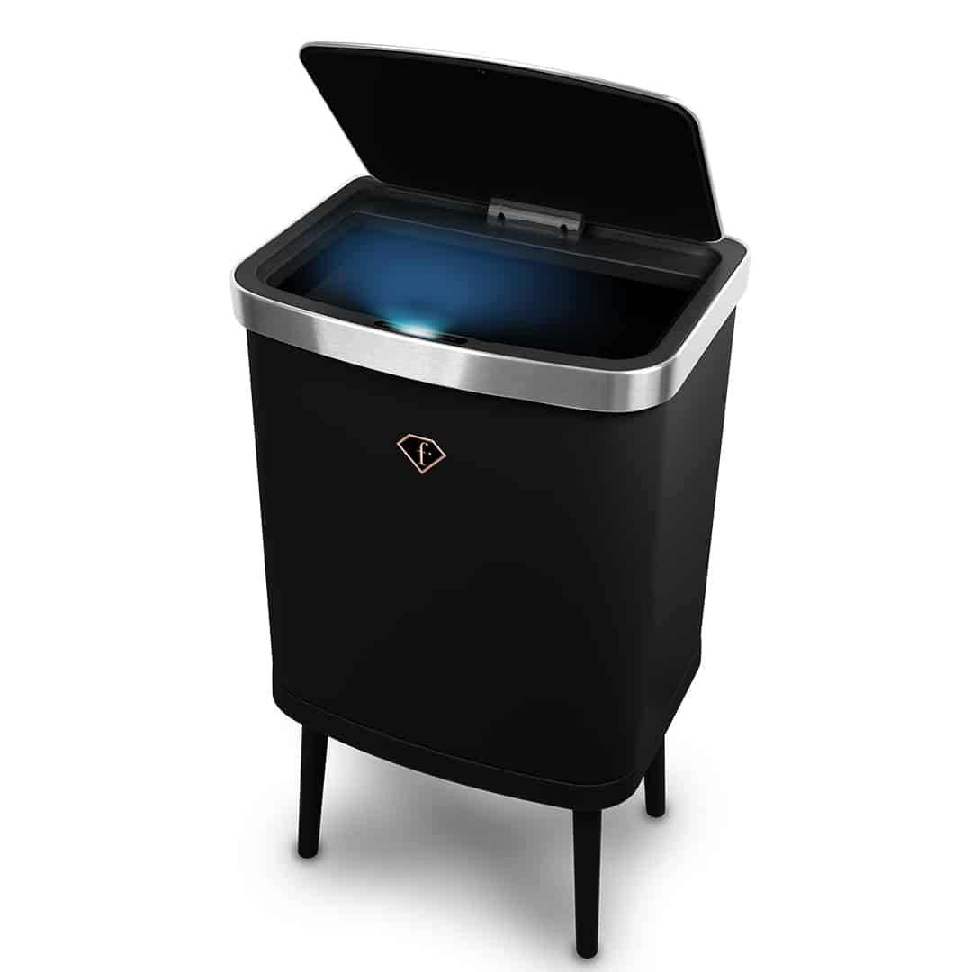 Érzékelős szemetes, 30 l (Fekete, rozéarany). Termékfotó világos háttéren.